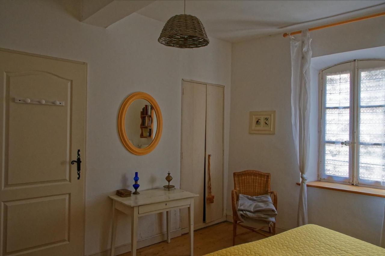 Maison Rives - Village Du Livre De Montolieu Dış mekan fotoğraf